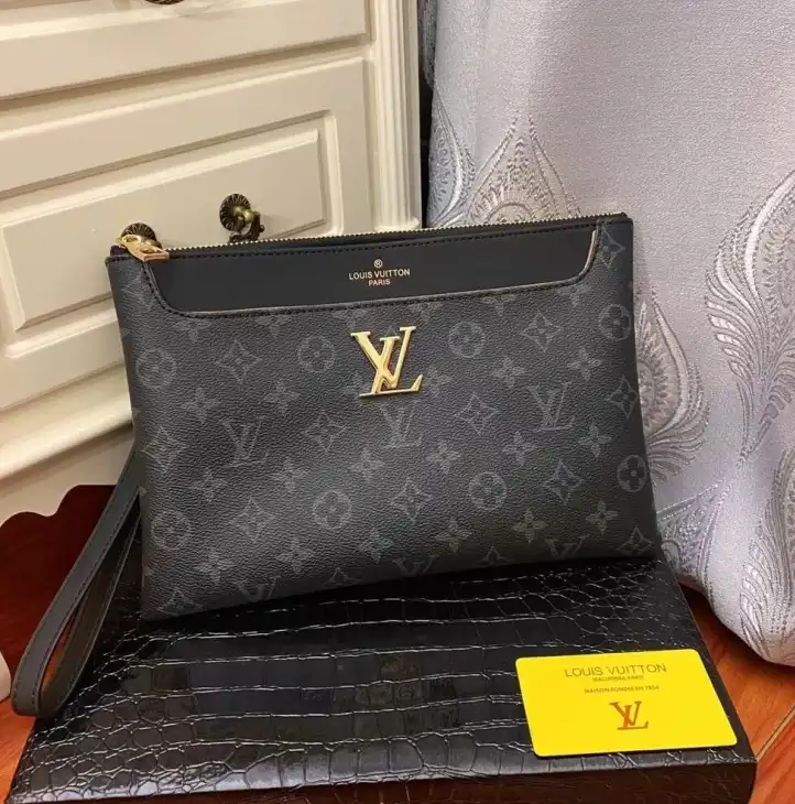 LV Clutch Bags 4206A-5541