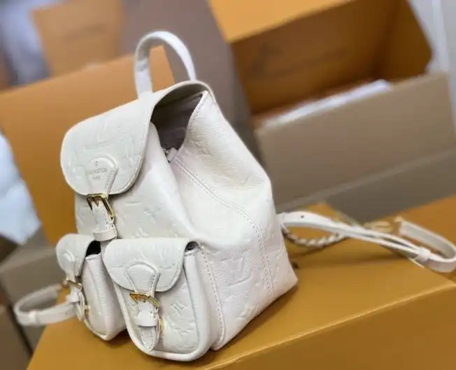 LV Backpacks 4206A-5797