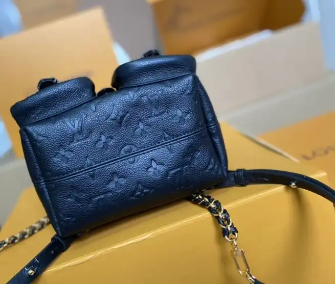 LV Backpacks 4206A-5798
