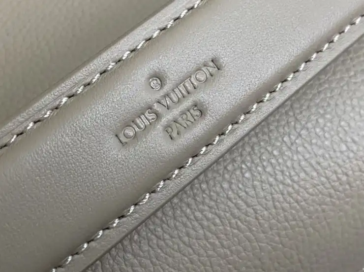 LV Box Bags 4206A-5805