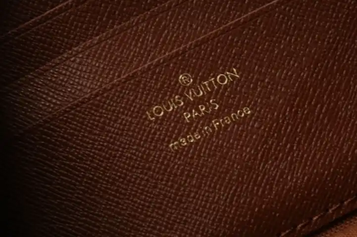 LV Clutch Bags 4206A-6243