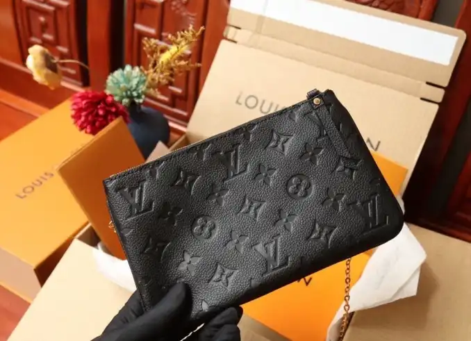 LV Clutch Bags 4206A-6276