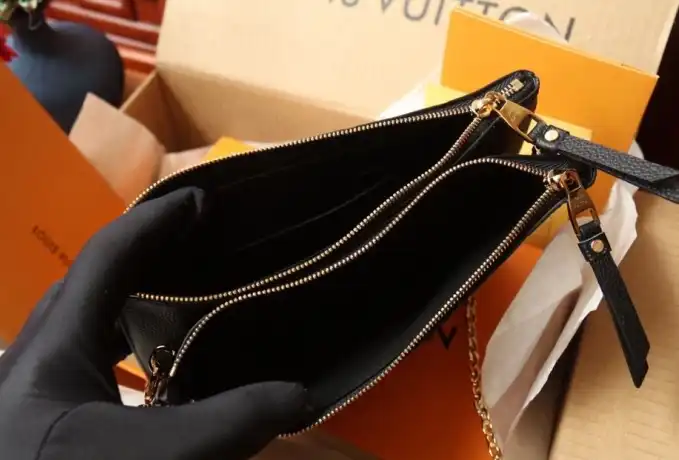 LV Clutch Bags 4206A-6276