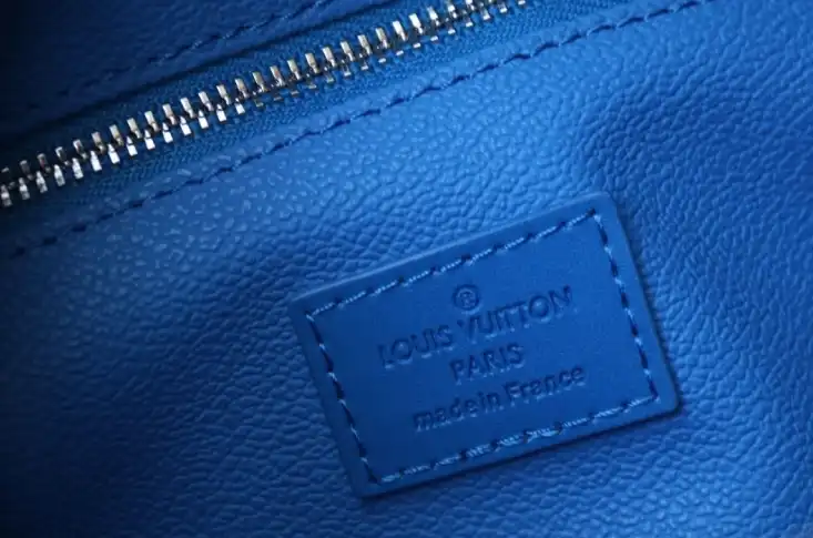 LV Cosmetic Bags 4206A-6280