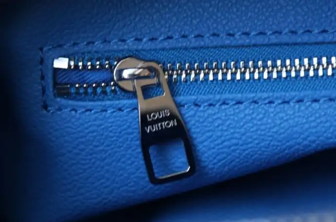 LV Cosmetic Bags 4206A-6280