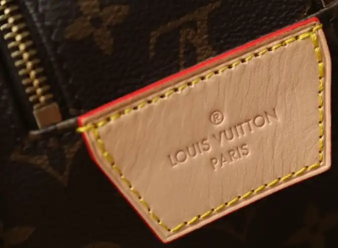 LV Cosmetic Bags 4206A-6283
