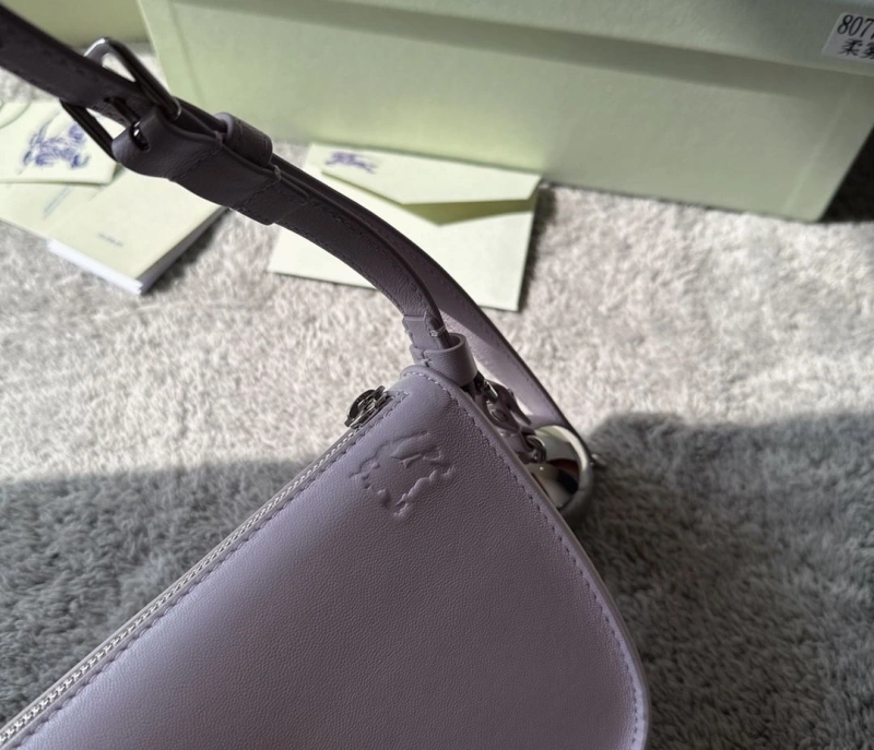Bv*b*rry top handle bags 4211d-0008
