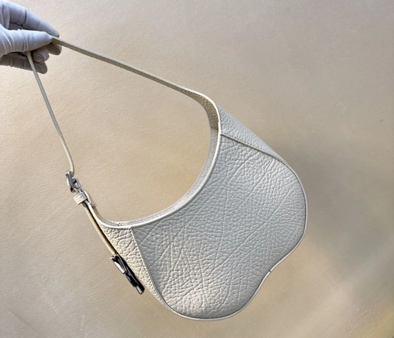 Bv*b*rry top handle bags 4211d-0014