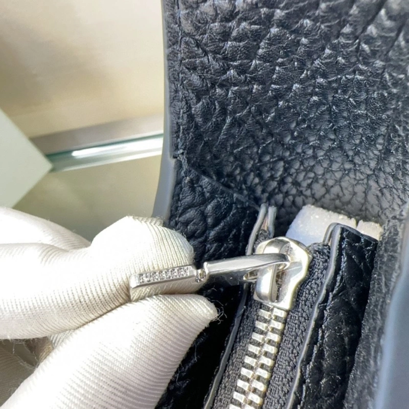 Bv*b*rry top handle bags 4211d-0020