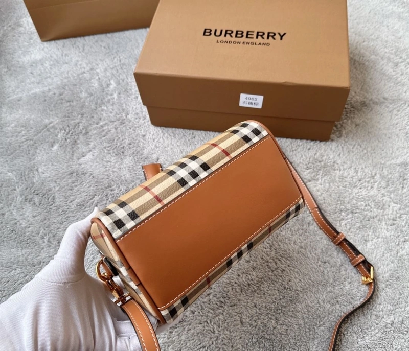 Bv*b*rry speedy bags 4211d-0033