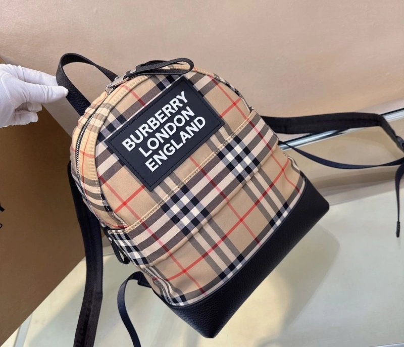 Bv*b*rry backpacks 4211d-0046