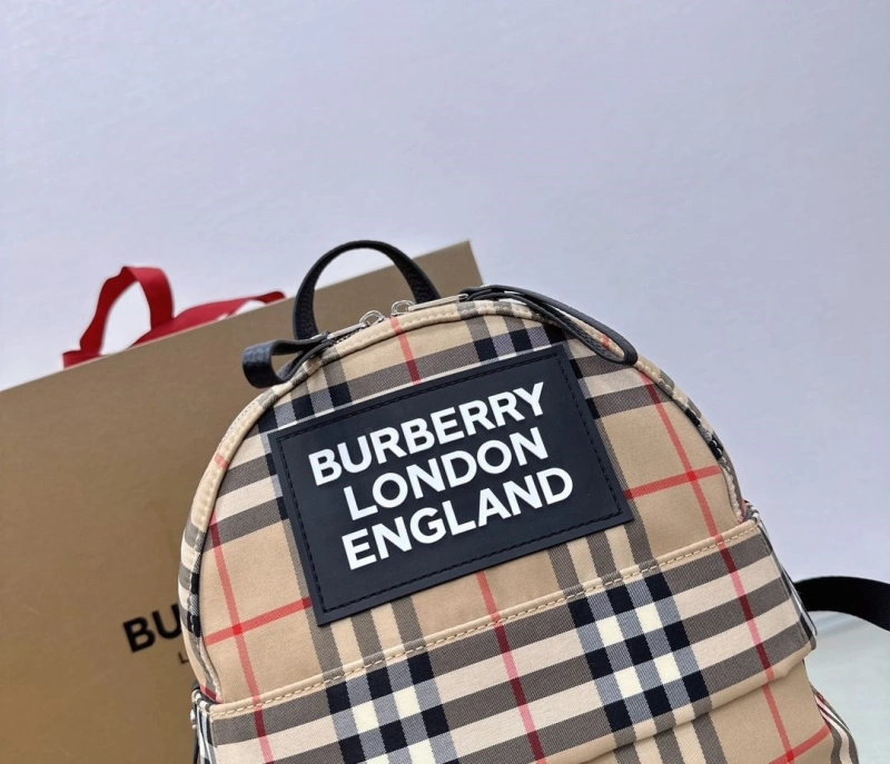 Bv*b*rry backpacks 4211d-0047