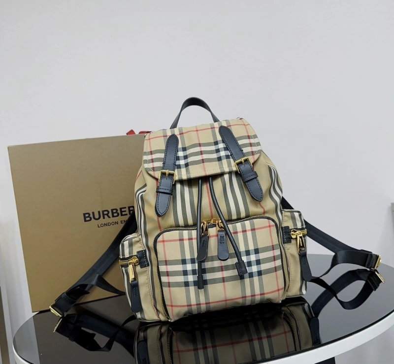 Bv*b*rry backpacks 4211d-0052
