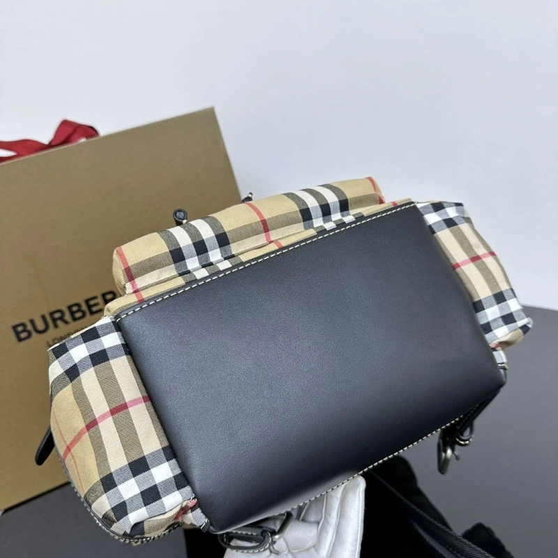 Bv*b*rry backpacks 4211d-0053