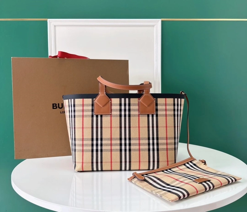 Bv*b*rry shopping bags 4211d-0065