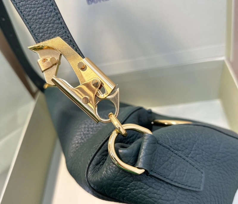 Bv*b*rry top handle bags 4211d-0106