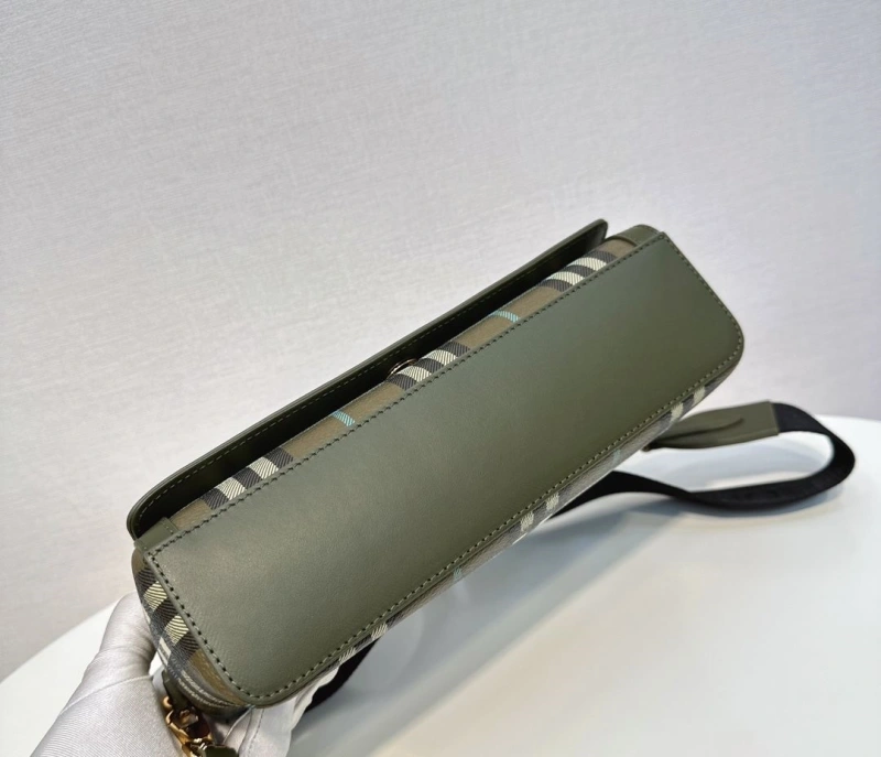 Bv*b*rry satchel bags 4211d-0130