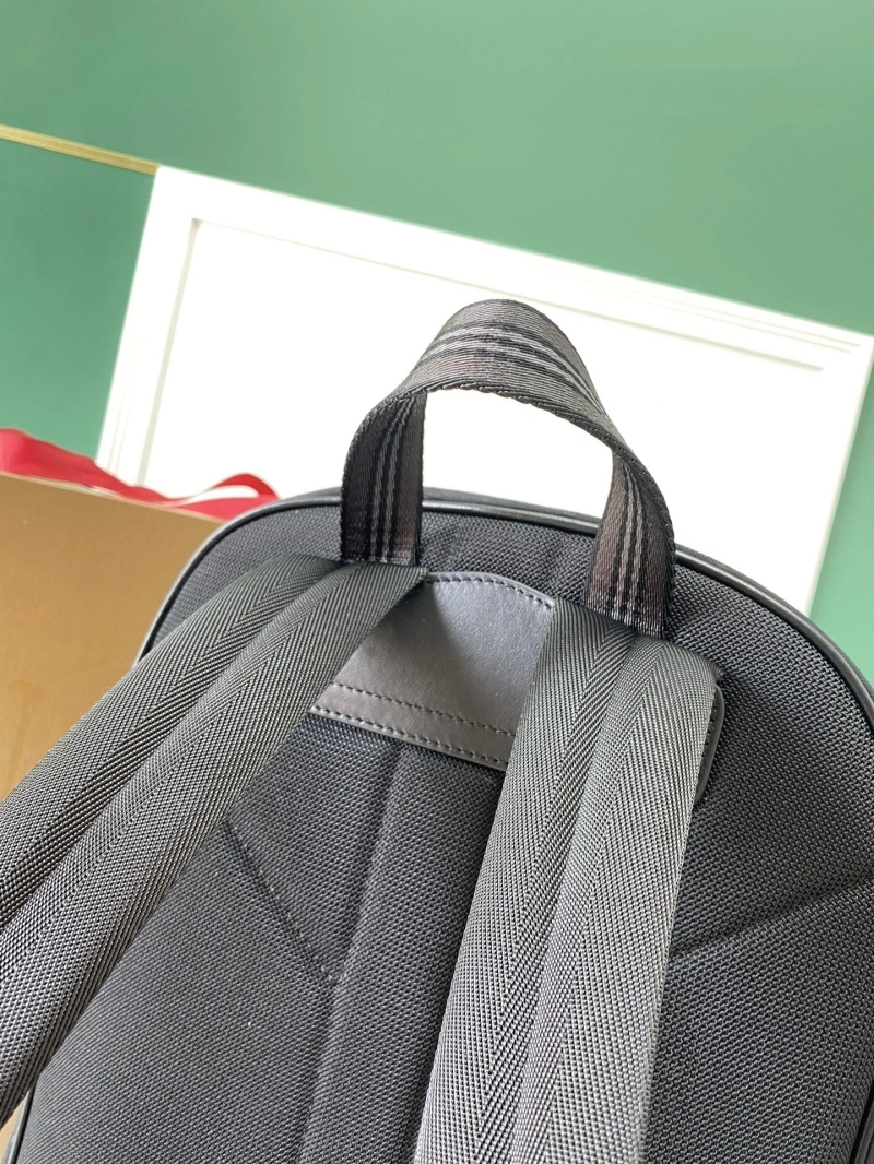 Bv*b*rry backpacks 4211d-0138