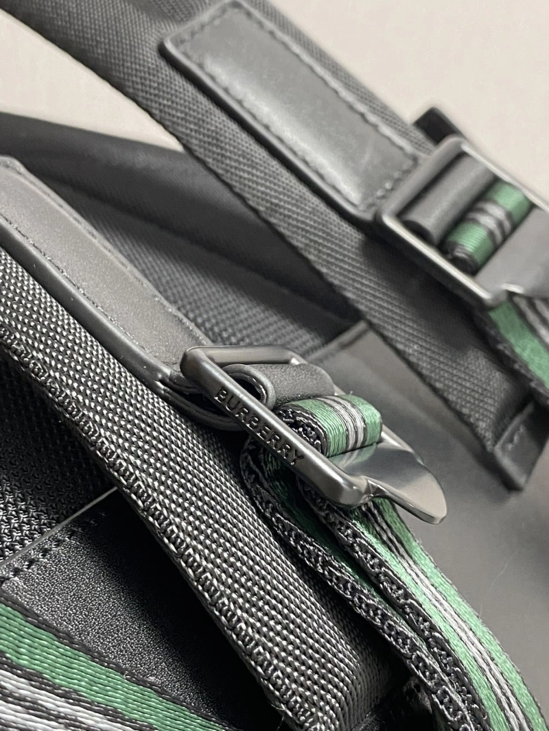 Bv*b*rry backpacks 4211d-0139