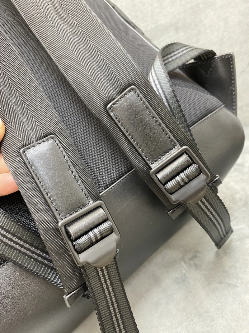 Bv*b*rry backpacks 4211d-0142
