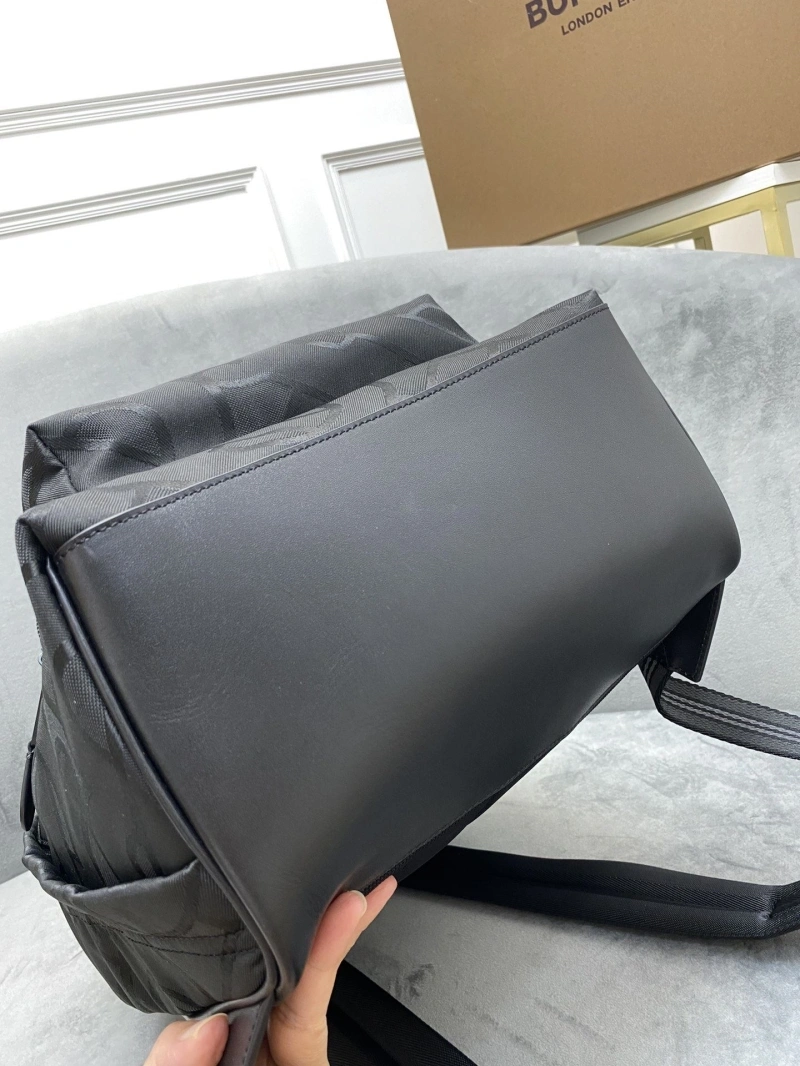 Bv*b*rry backpacks 4211d-0142