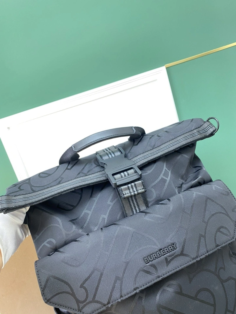 Bv*b*rry backpacks 4211d-0143