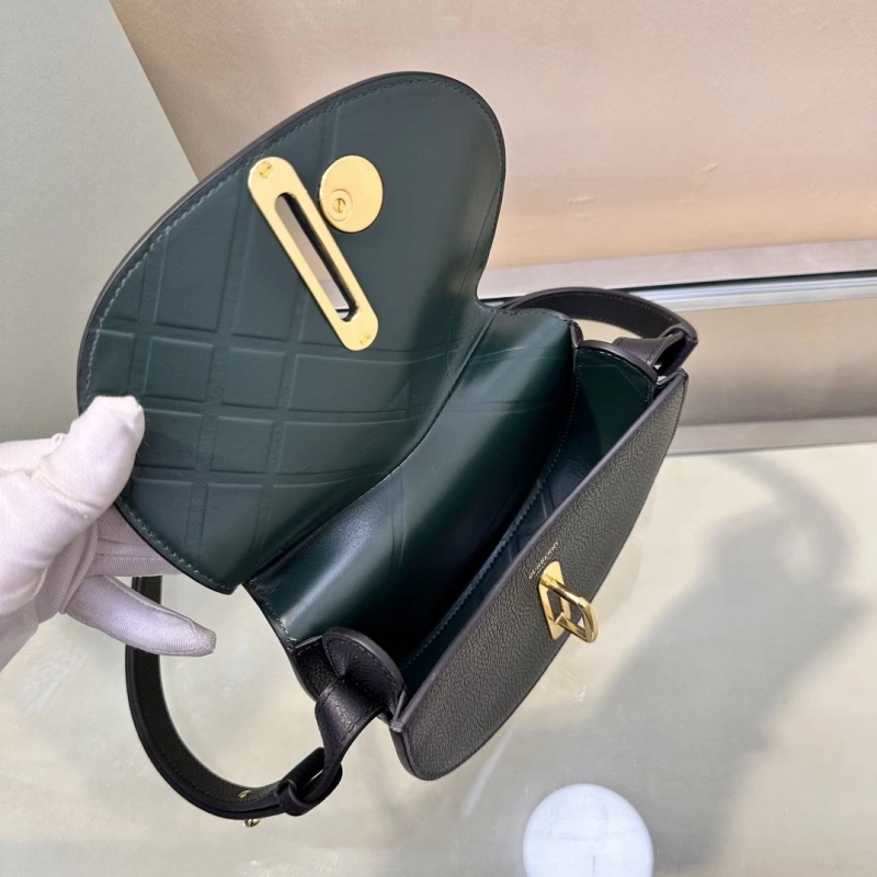 Bv*b*rry satchel bags 4211d-0175