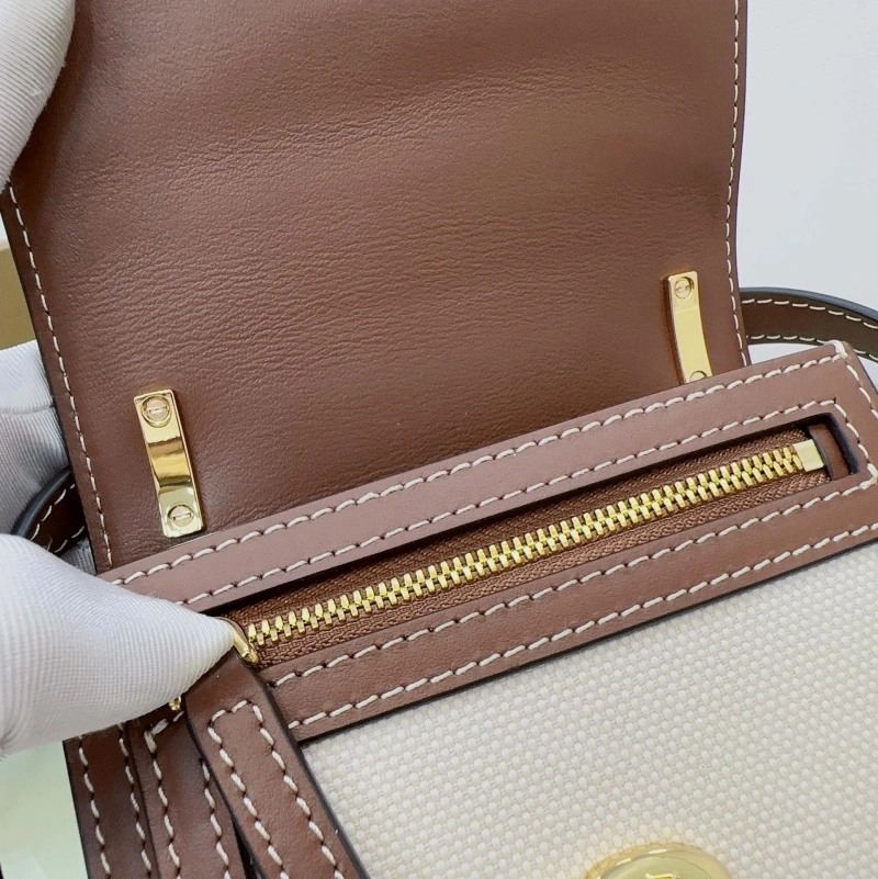 Bv*b*rry satchel bags 4211d-0236