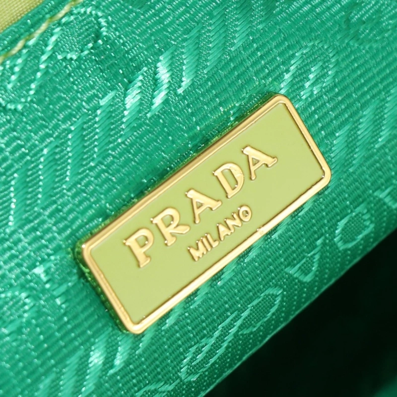 Pra*a bucket bags 4213-0090