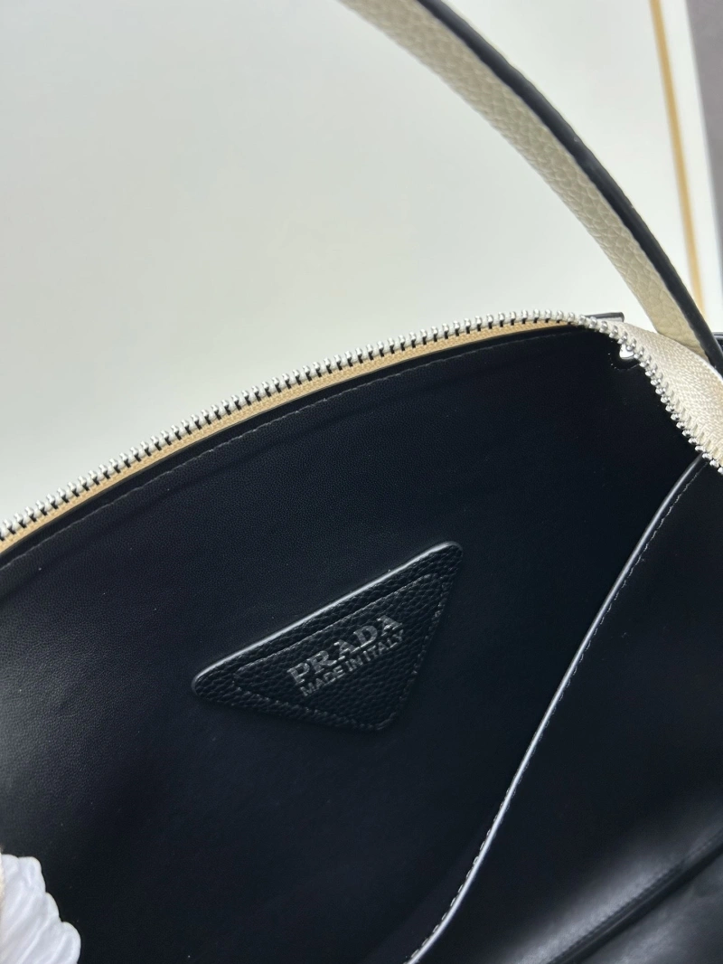 Pra*a top handle bags 4213-0160