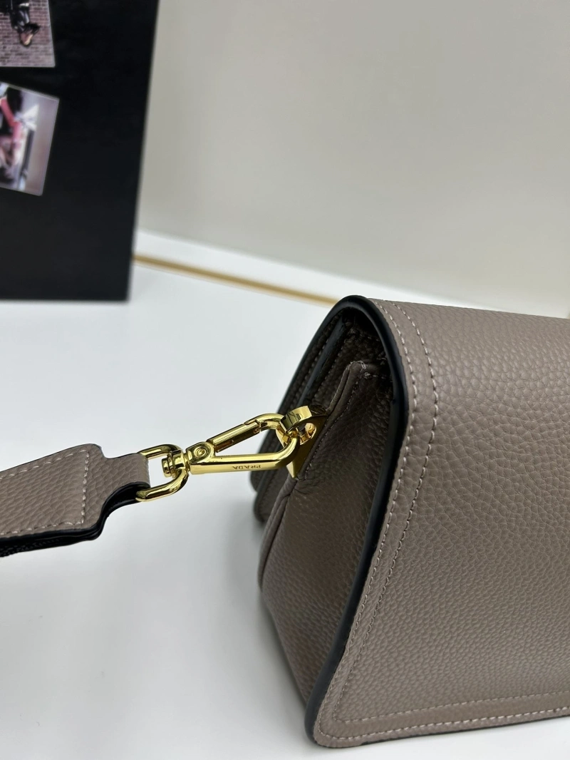Pra*a satchel bags 4213-0165