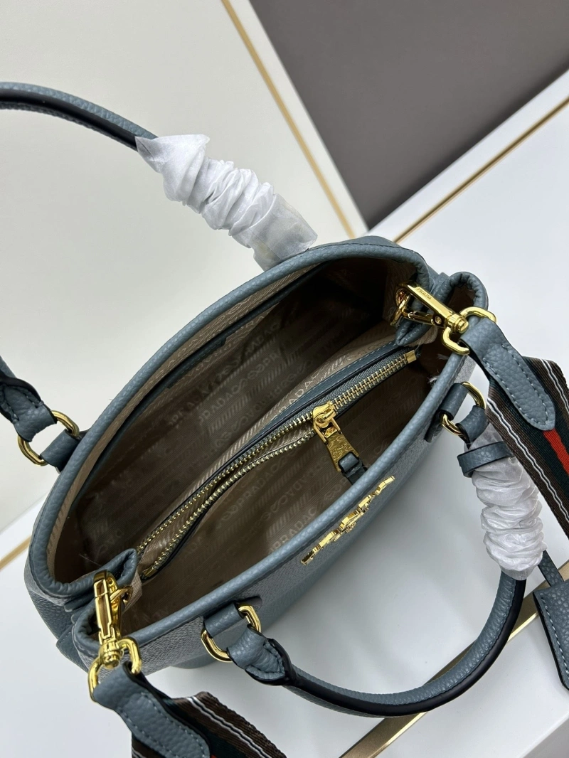 Pra*a satchel bags 4213-0176