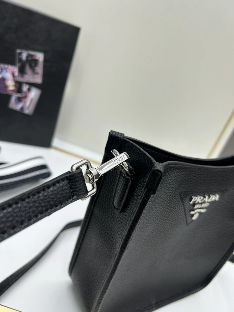 Pra*a satchel bags 4213-0184