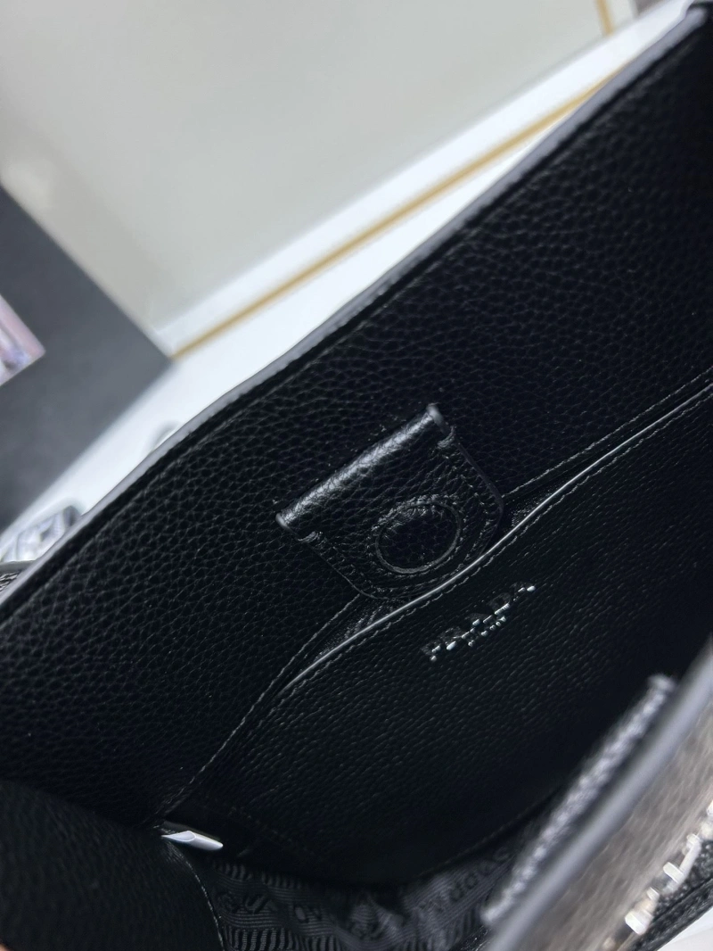 Pra*a satchel bags 4213-0184