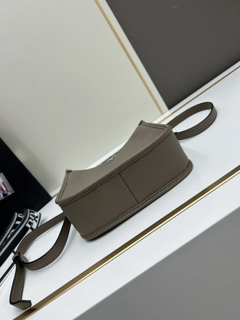 Pra*a satchel bags 4213-0185