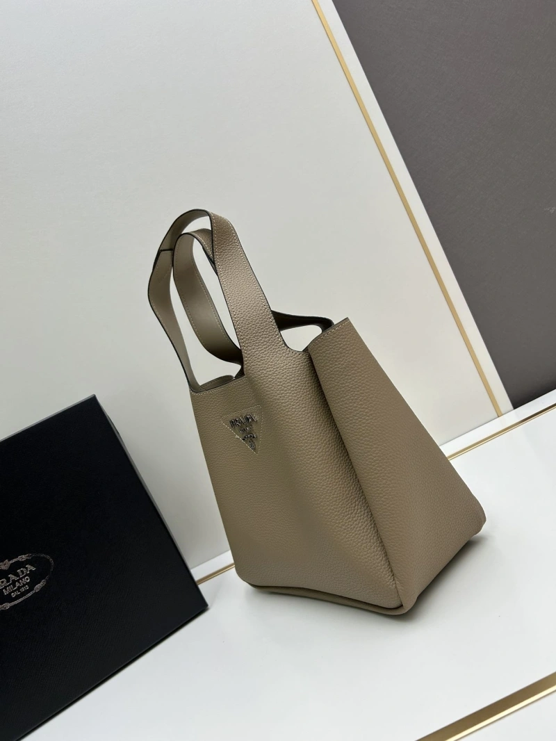 Pra*a shopping bags 4213-0251