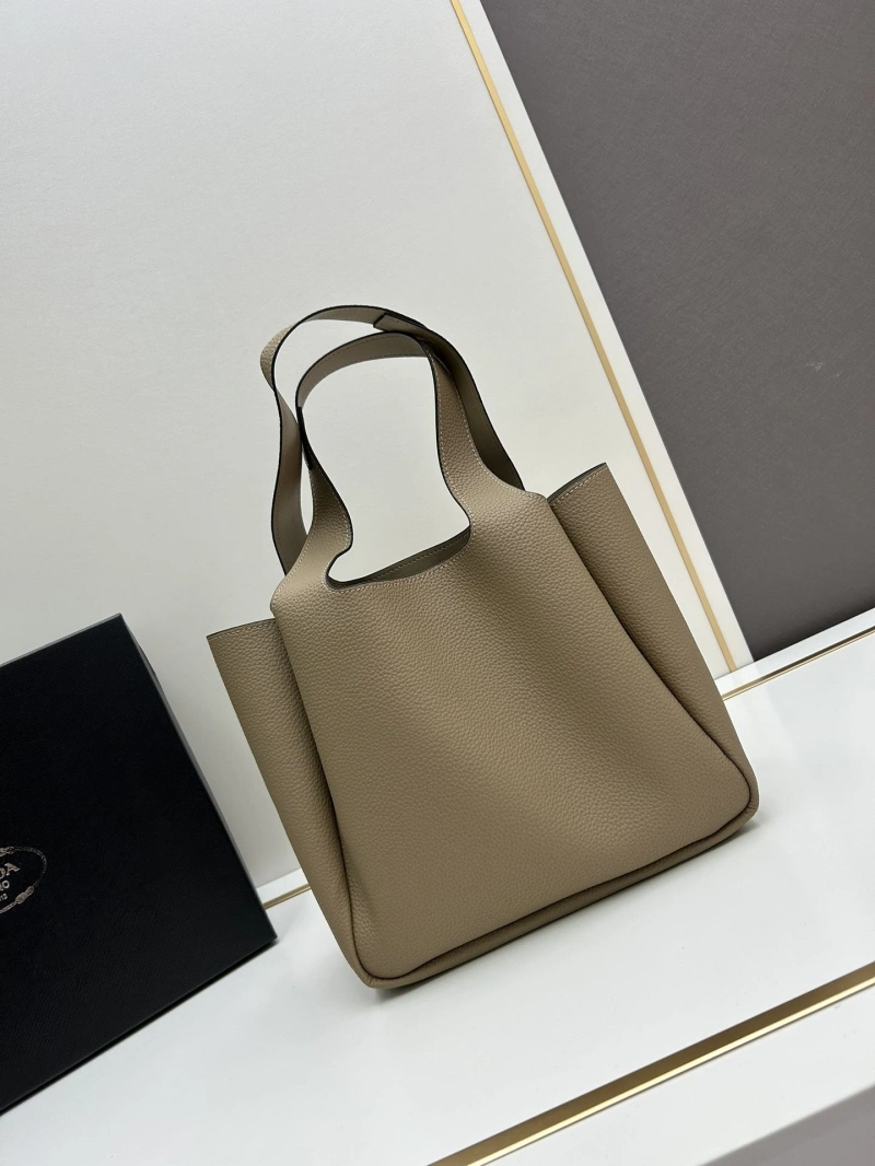 Pra*a shopping bags 4213-0251