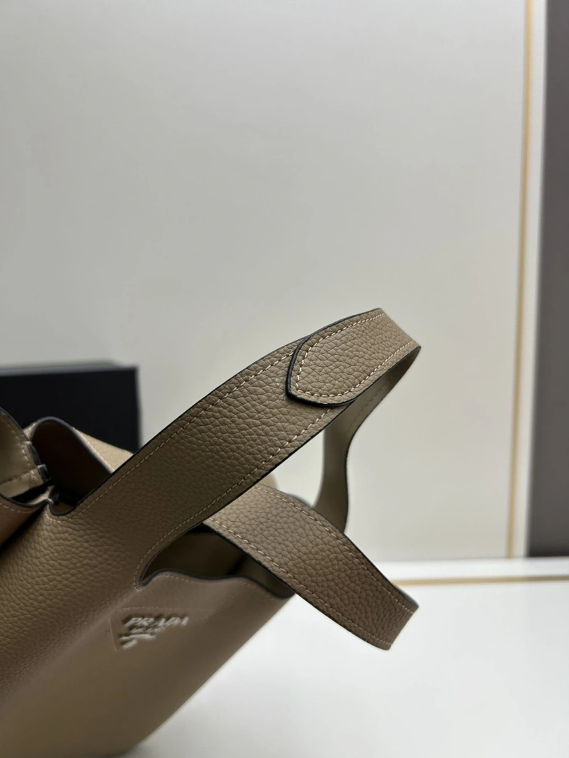 Pra*a shopping bags 4213-0251