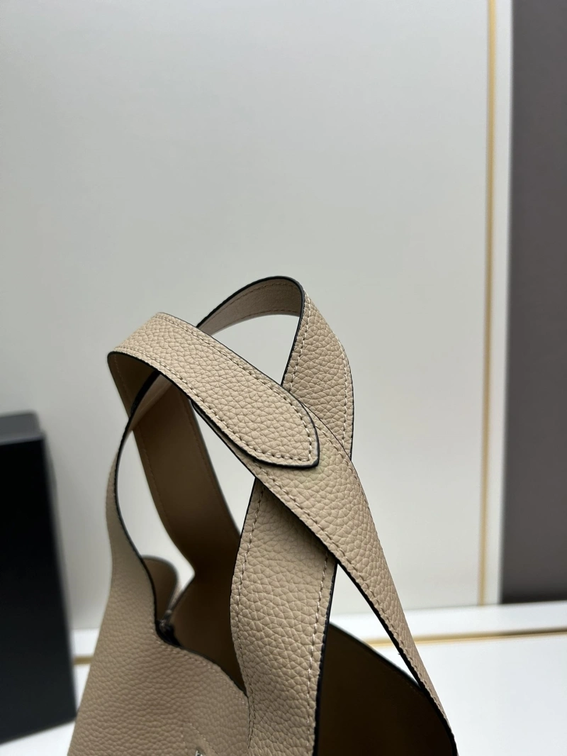 Pra*a shopping bags 4213-0252