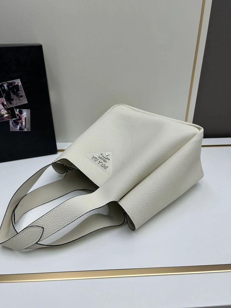 Pra*a shopping bags 4213-0254
