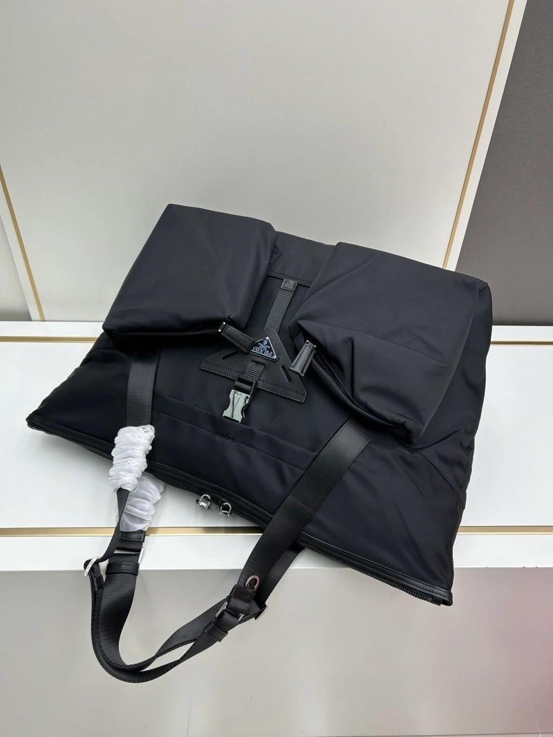 mens Pra*a briefcases 4213-0271