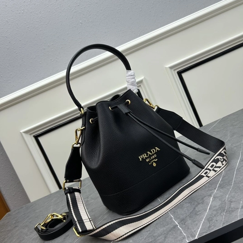 Pra*a satchel bags 4213-0326