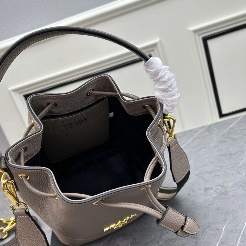 Pra*a satchel bags 4213-0327