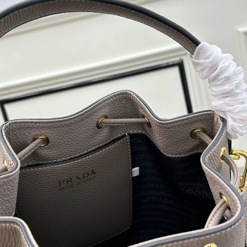 Pra*a satchel bags 4213-0327