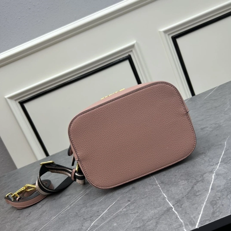 Pra*a satchel bags 4213-0328