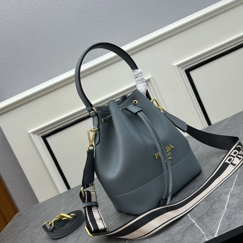 Pra*a satchel bags 4213-0329