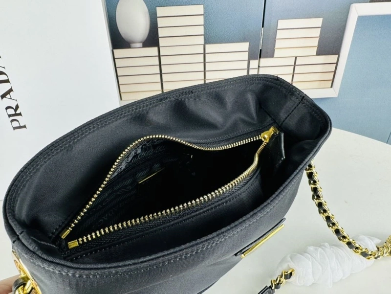 Pra*a satchel bags 4213-0368