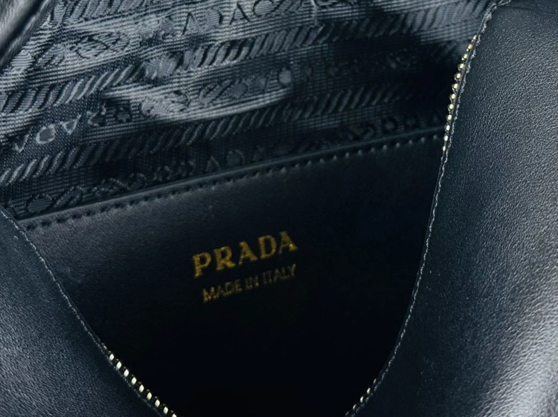 Pra*a satchel bags 4213-0370