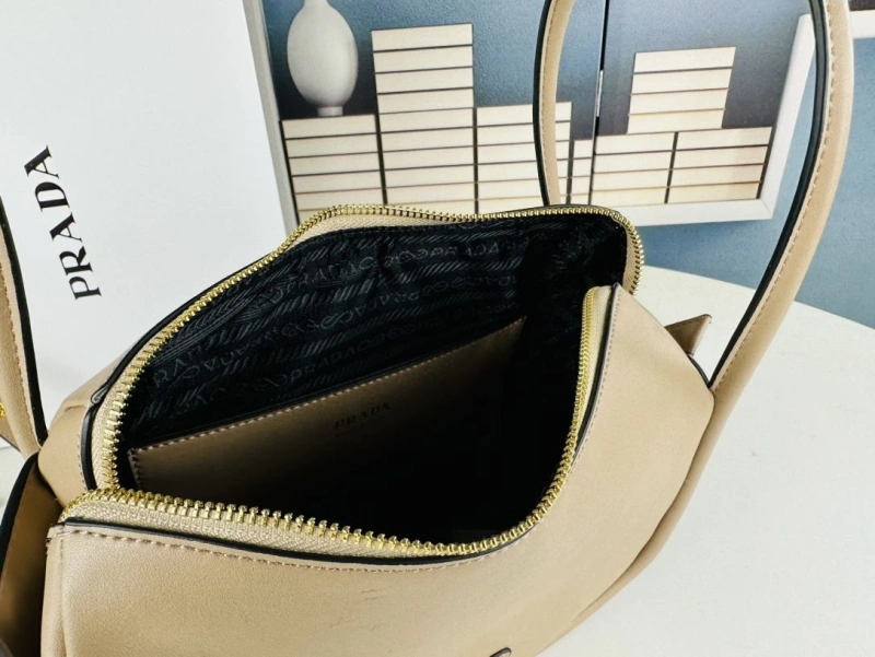Pra*a satchel bags 4213-0372