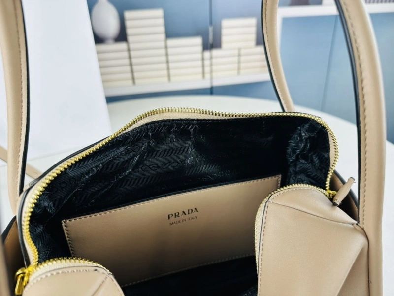 Pra*a satchel bags 4213-0372